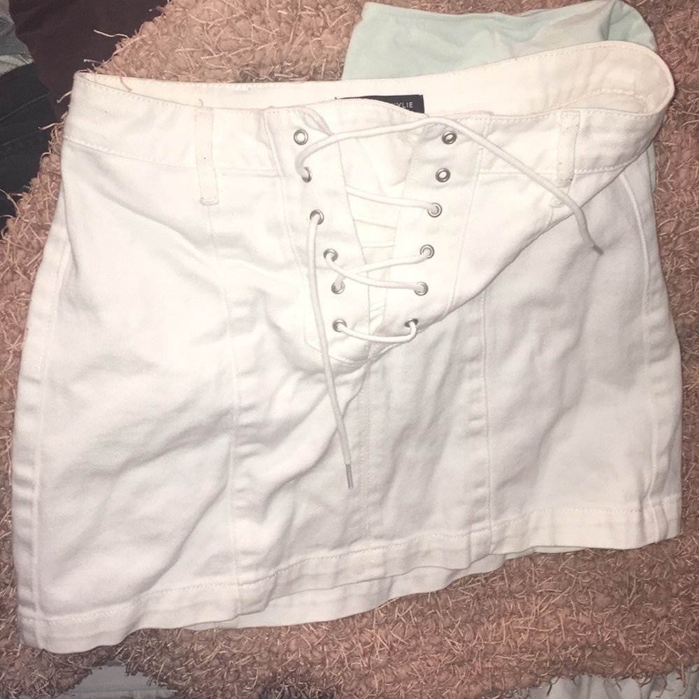lace up skirt
